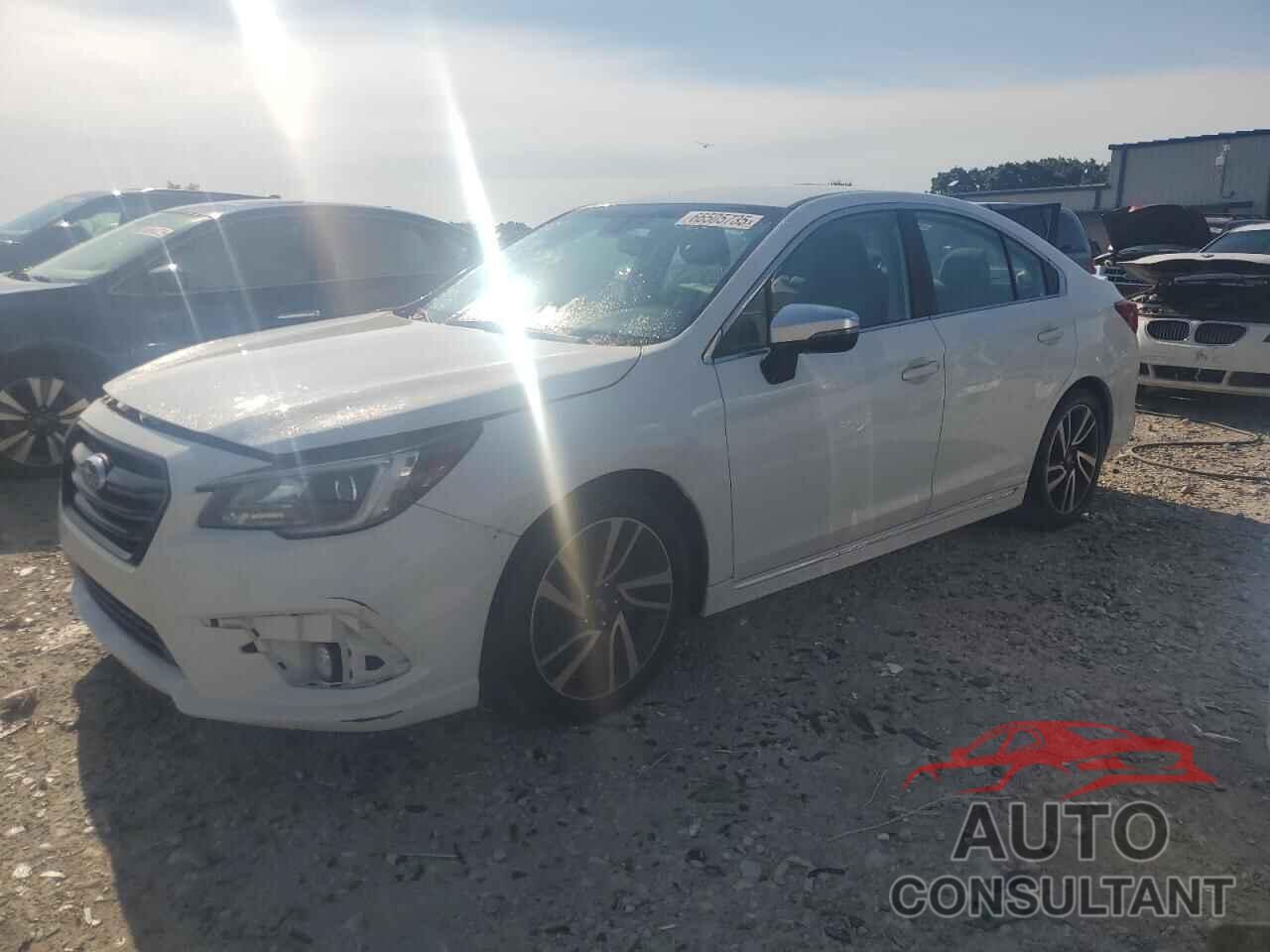 SUBARU LEGACY 2019 - 4S3BNAR61K3012229