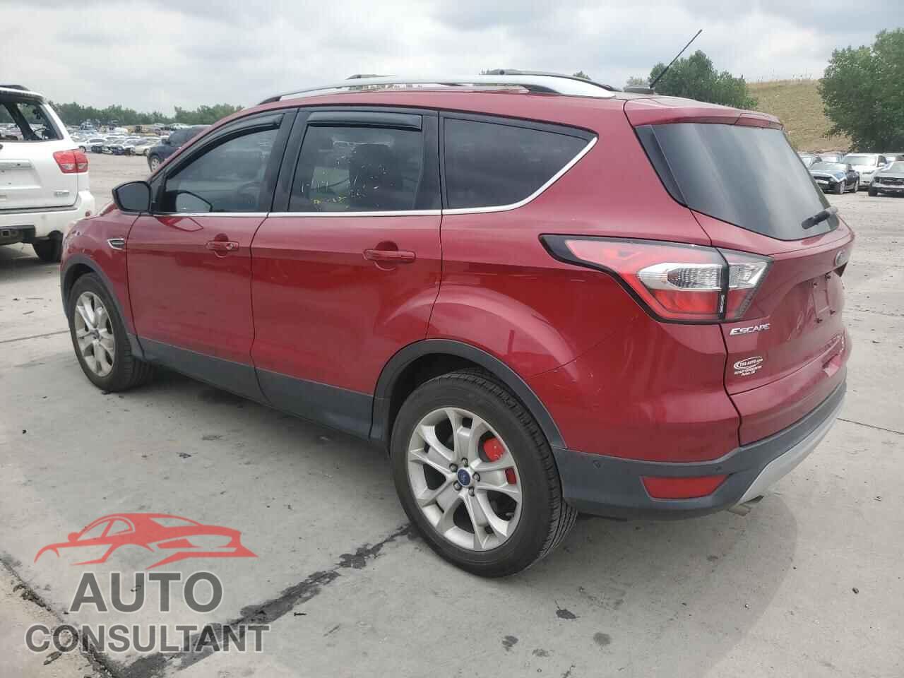 FORD ESCAPE 2017 - 1FMCU9J90HUE73030