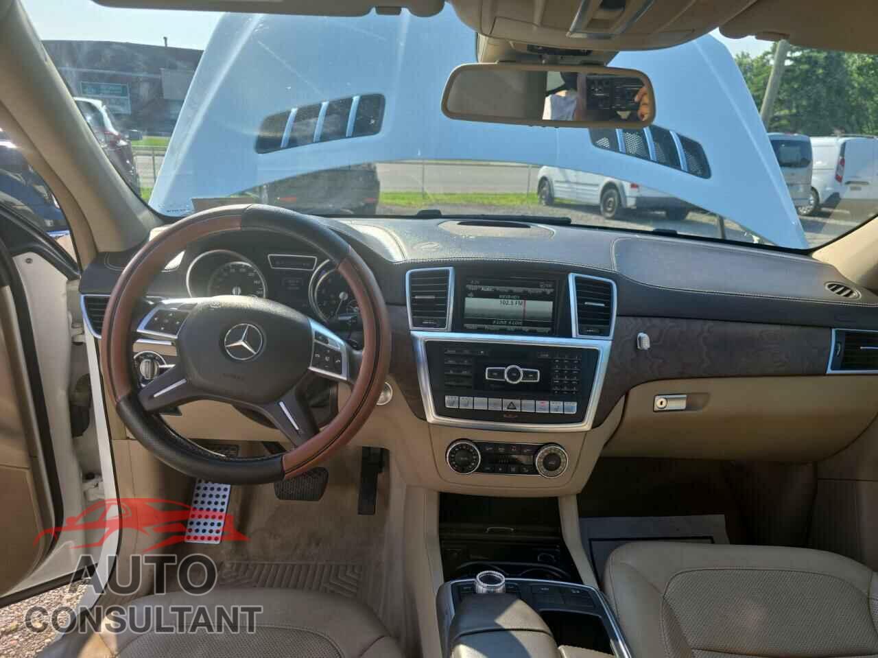 MERCEDES-BENZ GL-CLASS 2014 - 4JGDF7CE4EA433897