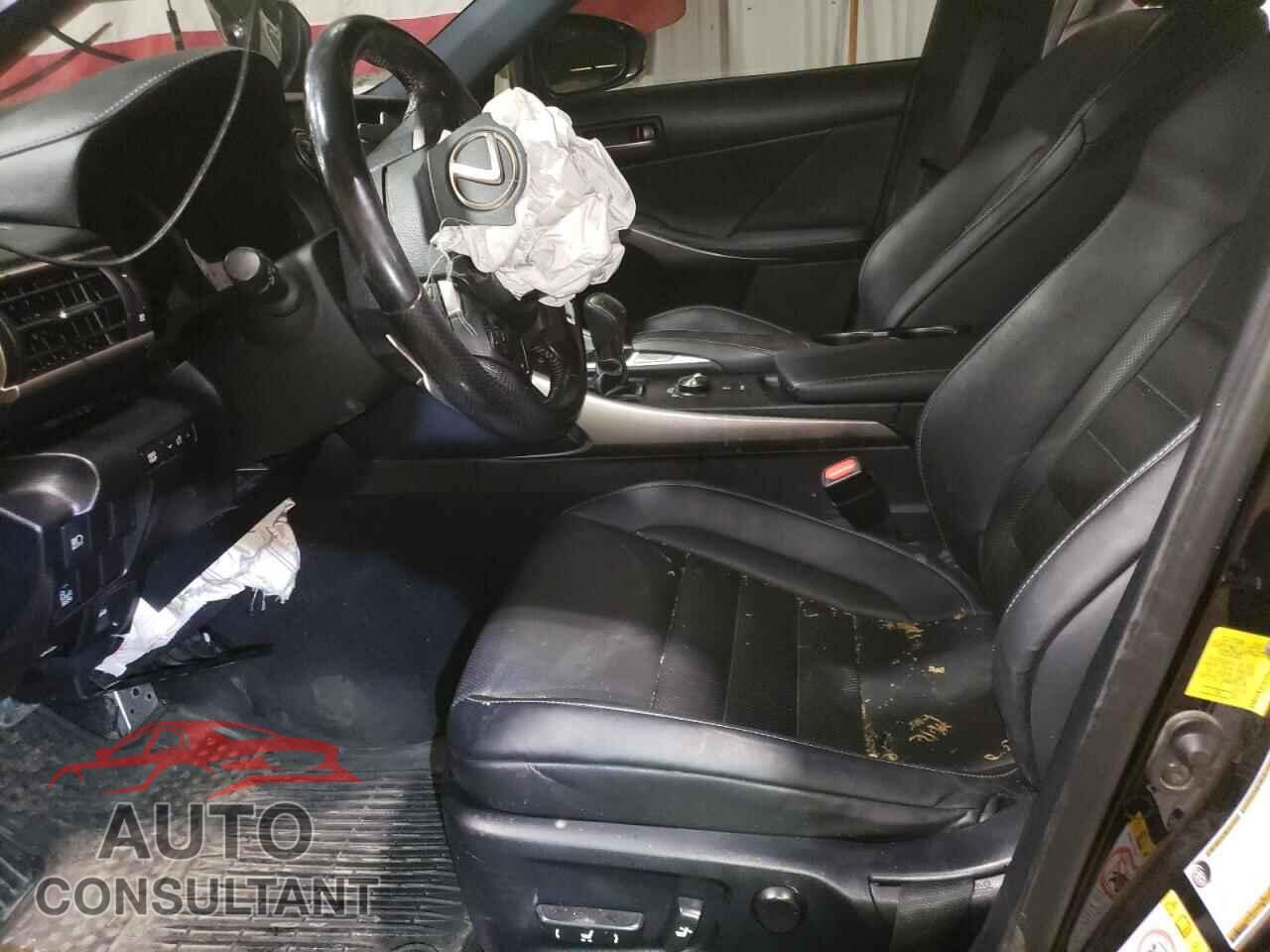 LEXUS IS 2017 - JTHCE1D25H5013176