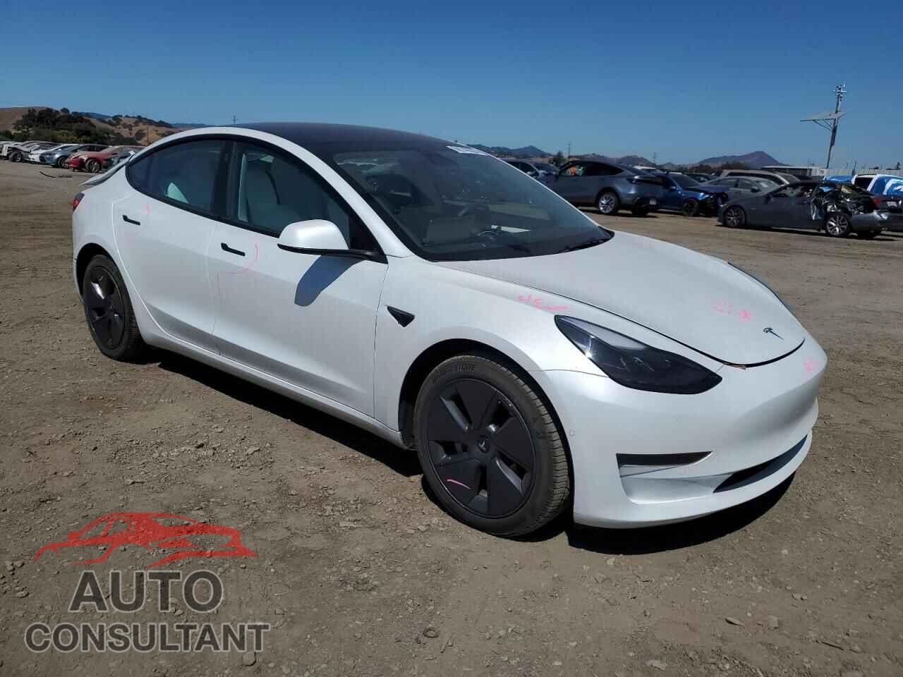 TESLA MODEL 3 2022 - 5YJ3E1EA4NF352108