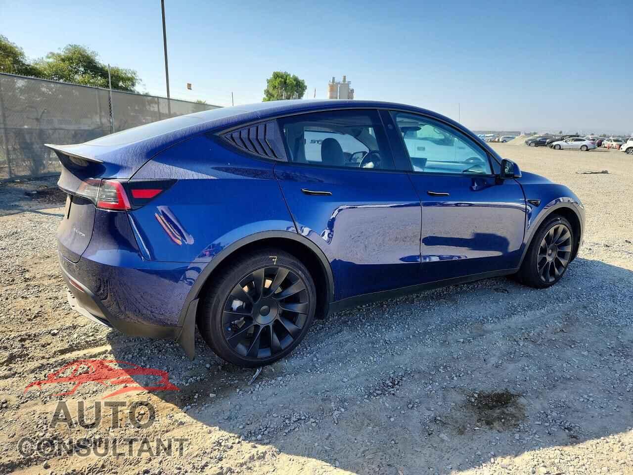 TESLA MODEL Y 2024 - 7SAYGAEE6RF984328