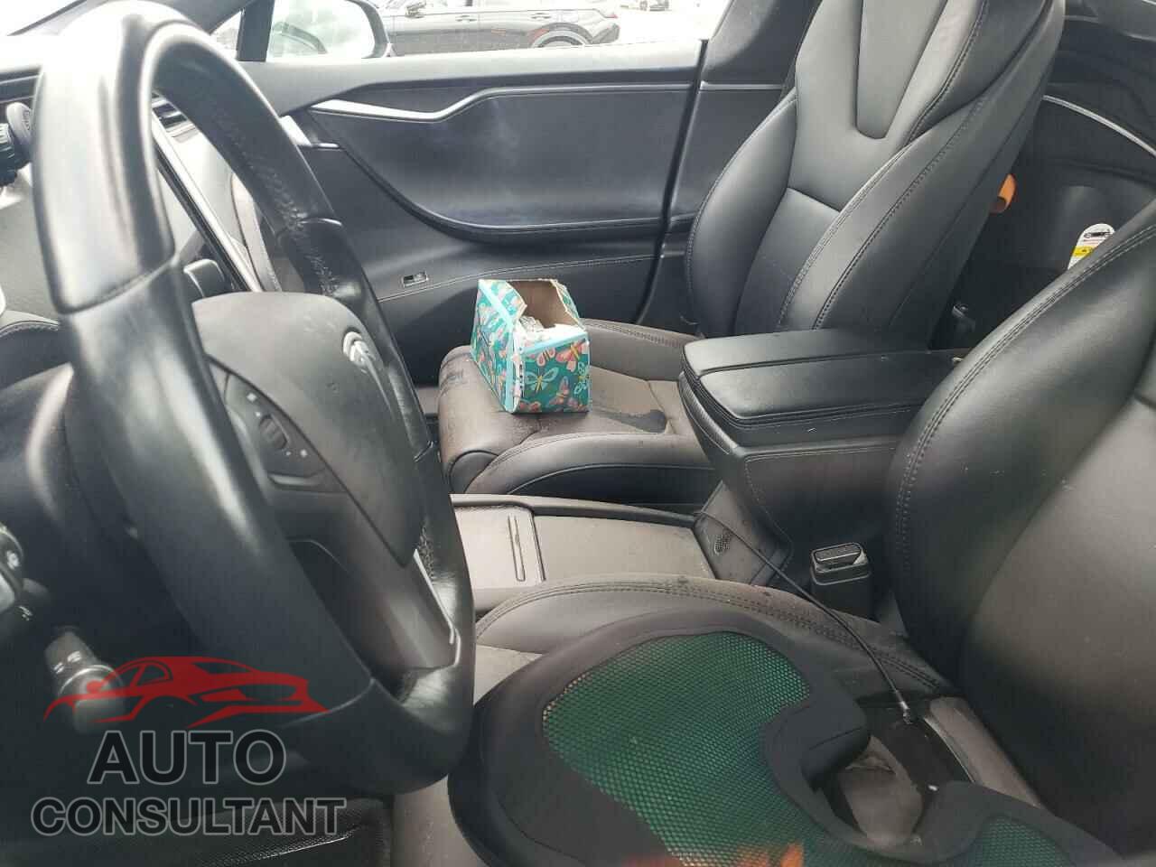 TESLA MODEL S 2018 - 5YJSA1E25JF266588