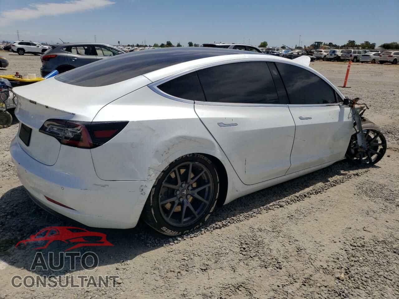 TESLA MODEL 3 2019 - 5YJ3E1EA1KF503952