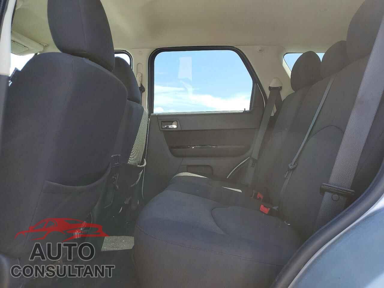 MAZDA TRIBUTE 2010 - 4F2CY9GG4AKM01764