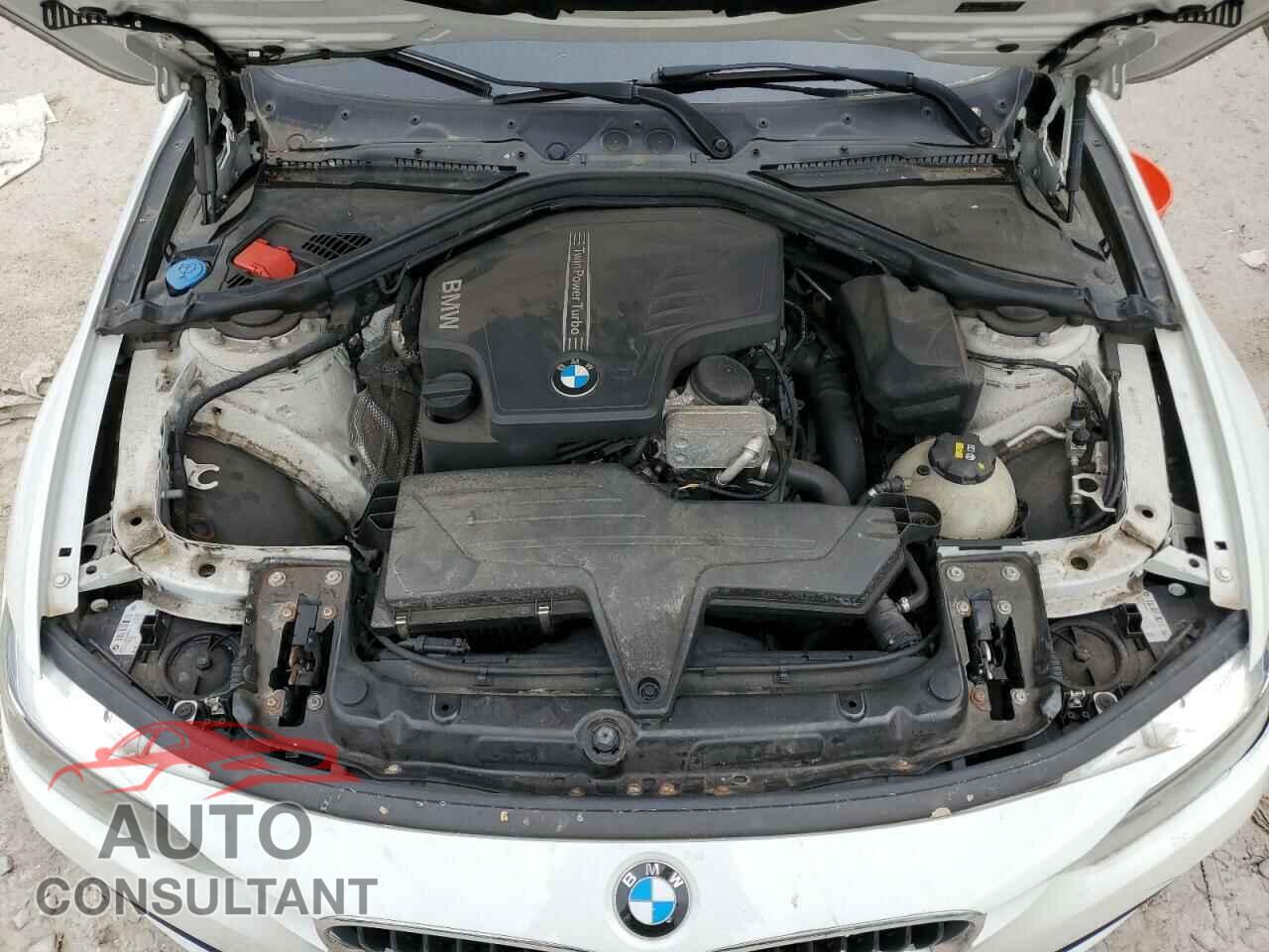 BMW 3 SERIES 2016 - WBA8E3C59GK504880