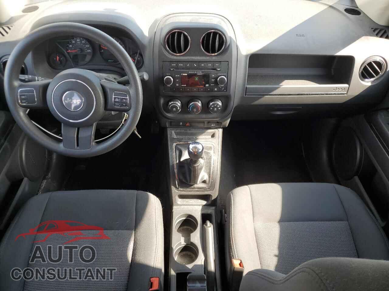JEEP COMPASS 2012 - 1C4NJCBA7CD509977