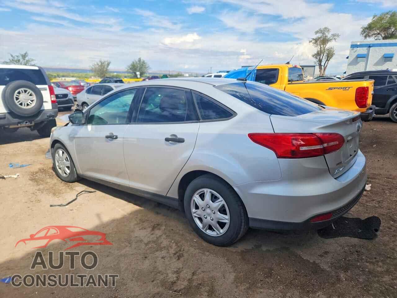 FORD FOCUS 2017 - 1FADP3E20HL258057