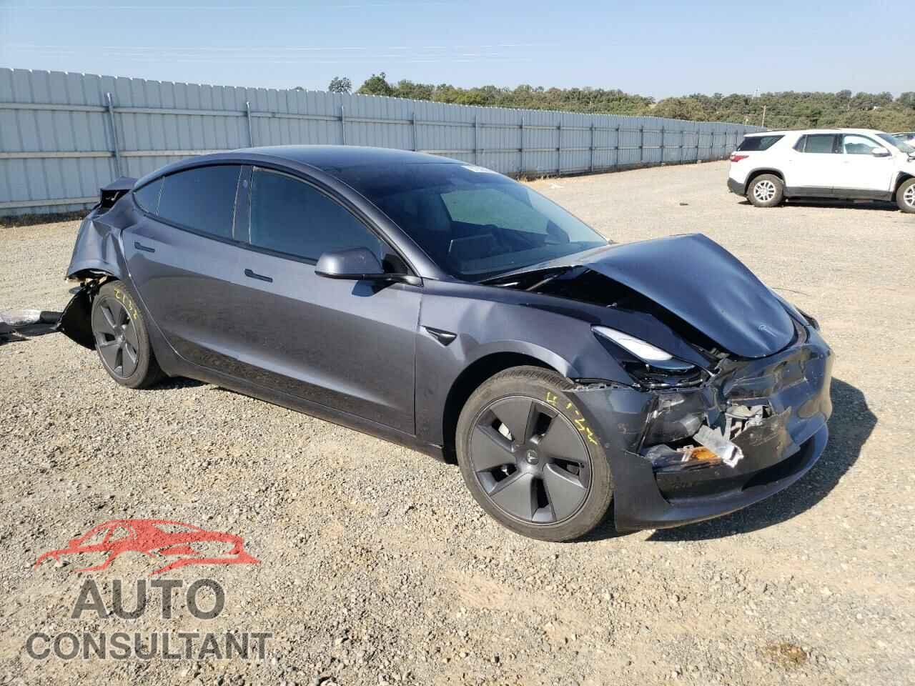 TESLA MODEL 3 2022 - 5YJ3E1EB8NF331948