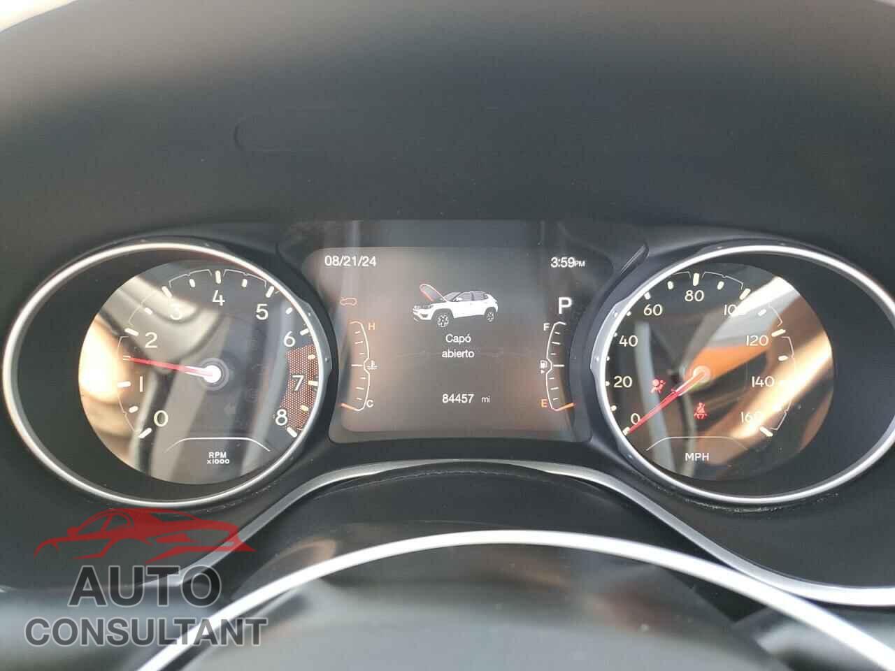 JEEP COMPASS 2018 - 3C4NJDBB5JT372382