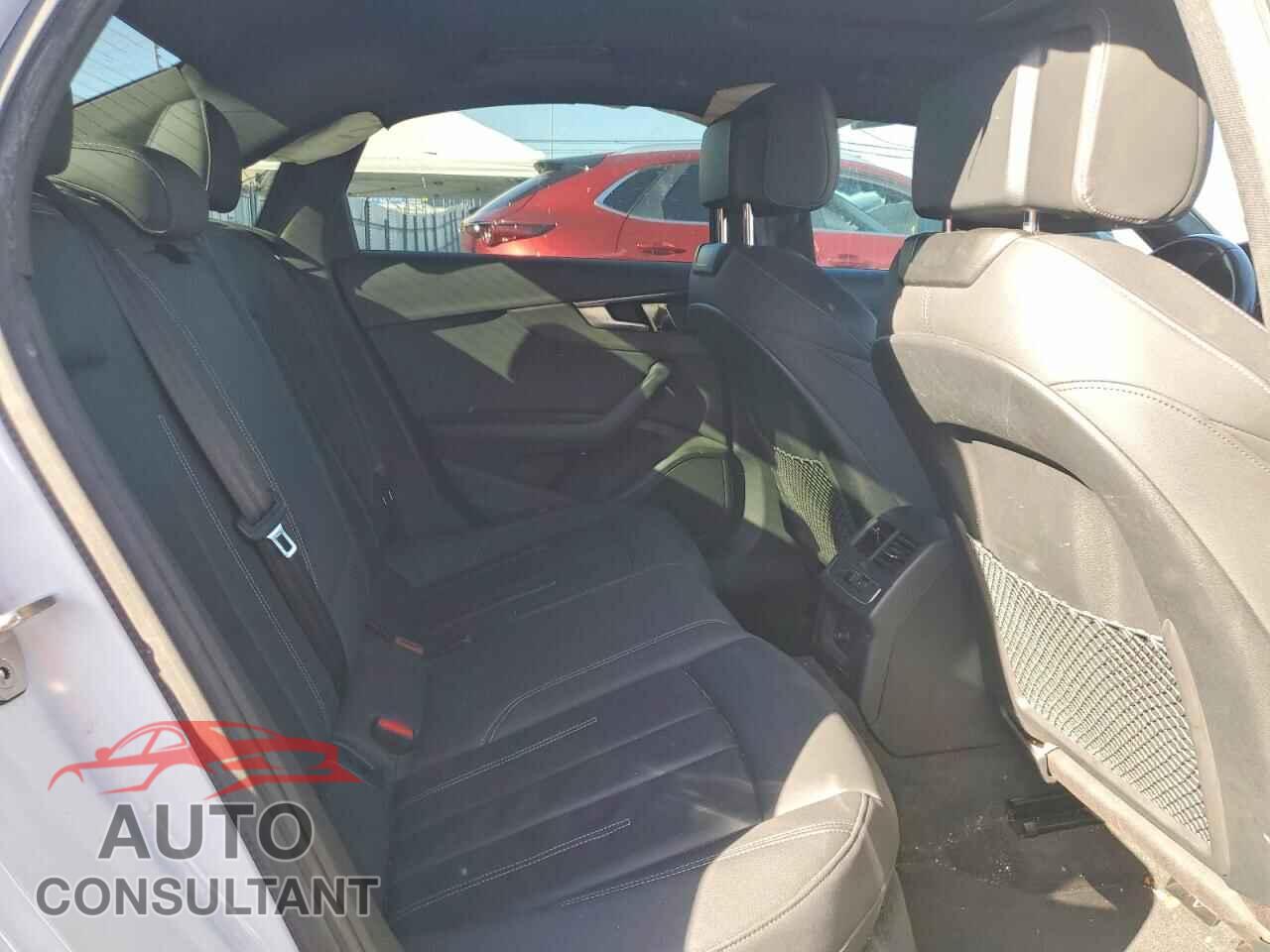 AUDI A4 2021 - WAUDAAF42MN007780