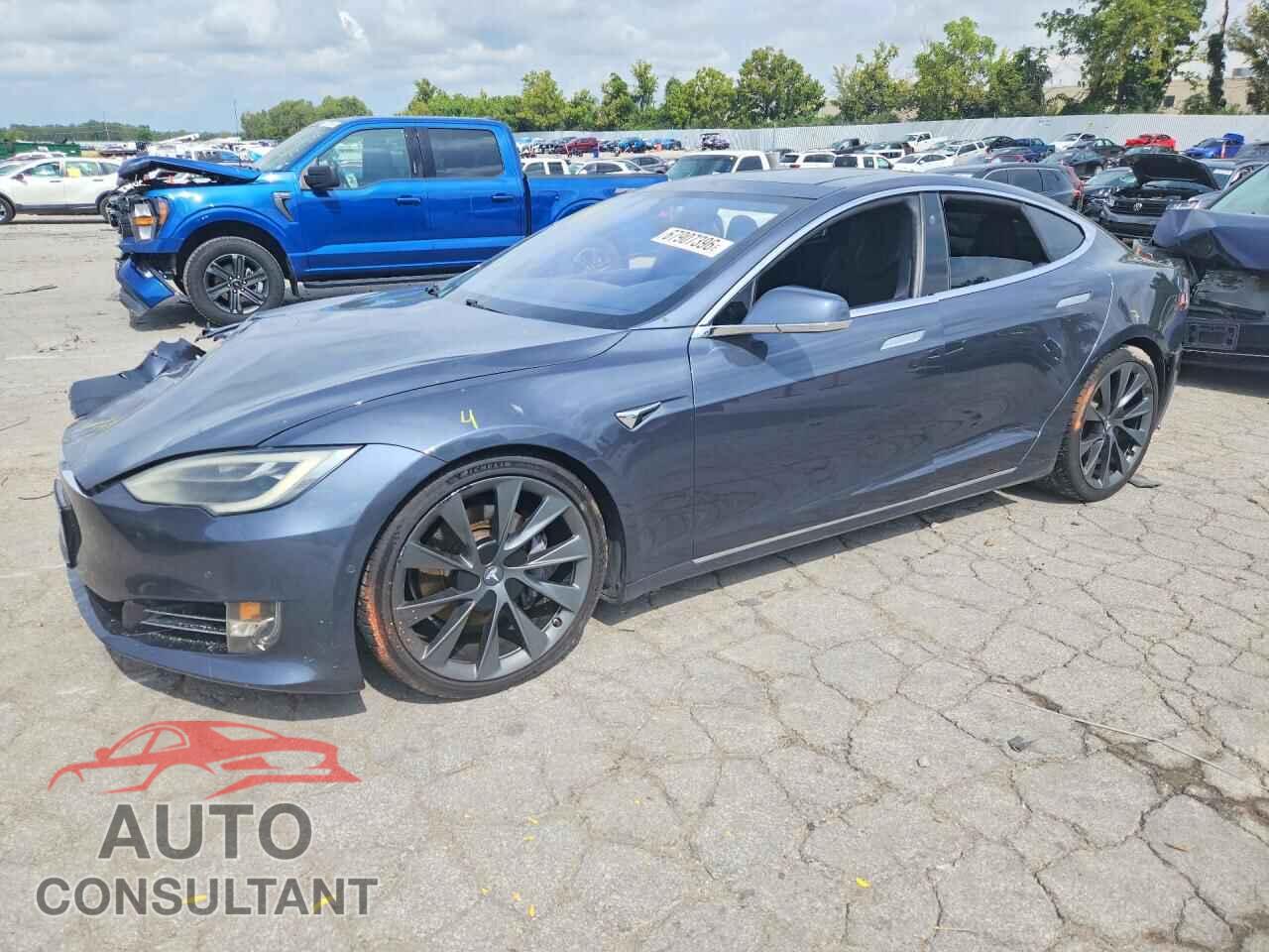 TESLA MODEL S 2018 - 5YJSA1E28JF258145