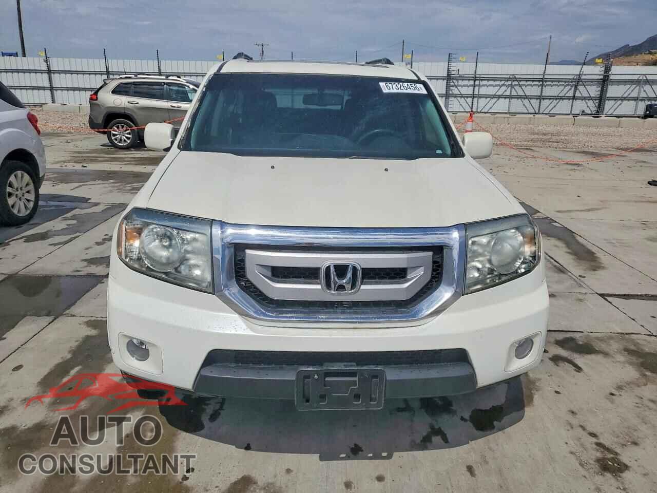 HONDA PILOT 2011 - 5FNYF4H91BB066475