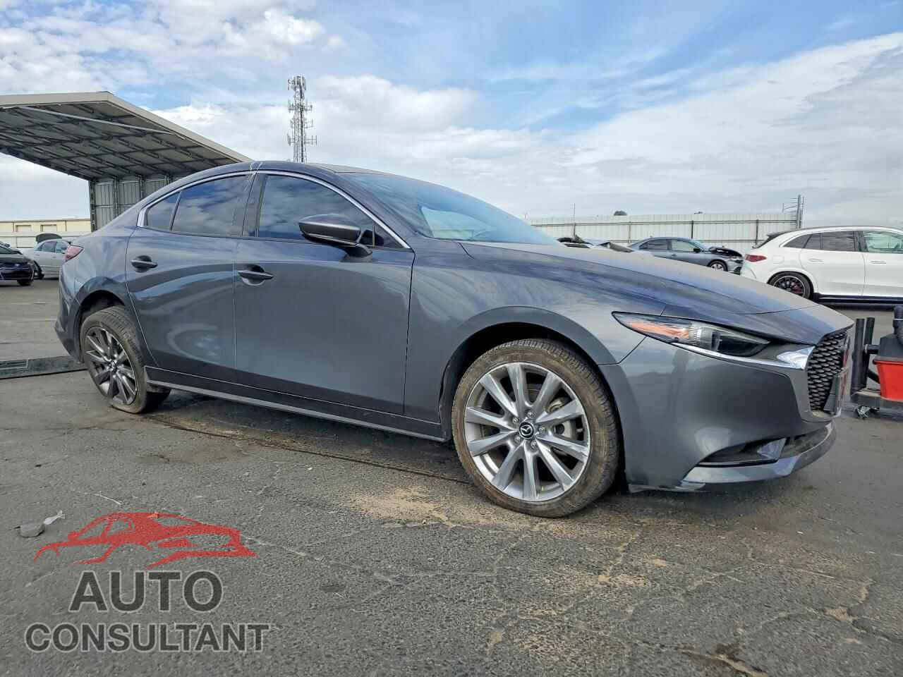 MAZDA 3 2021 - JM1BPADL7M1326067