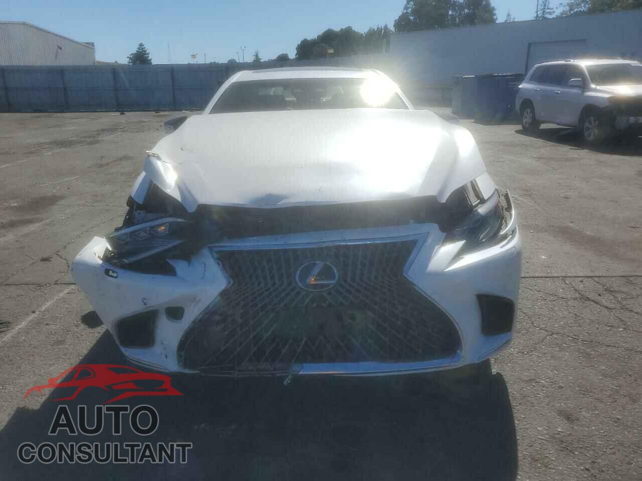 LEXUS LS500 2018 - JTHCYLFF9J5001329