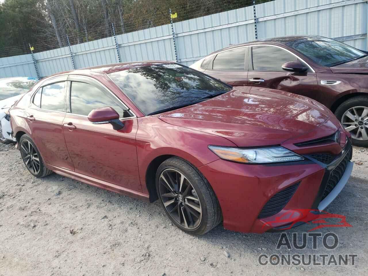 TOYOTA CAMRY 2018 - 4T1B61HK2JU563804