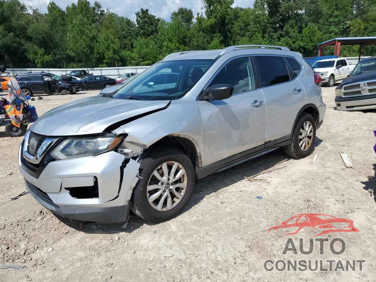 NISSAN ROGUE 2017 - KNMAT2MT1HP589932