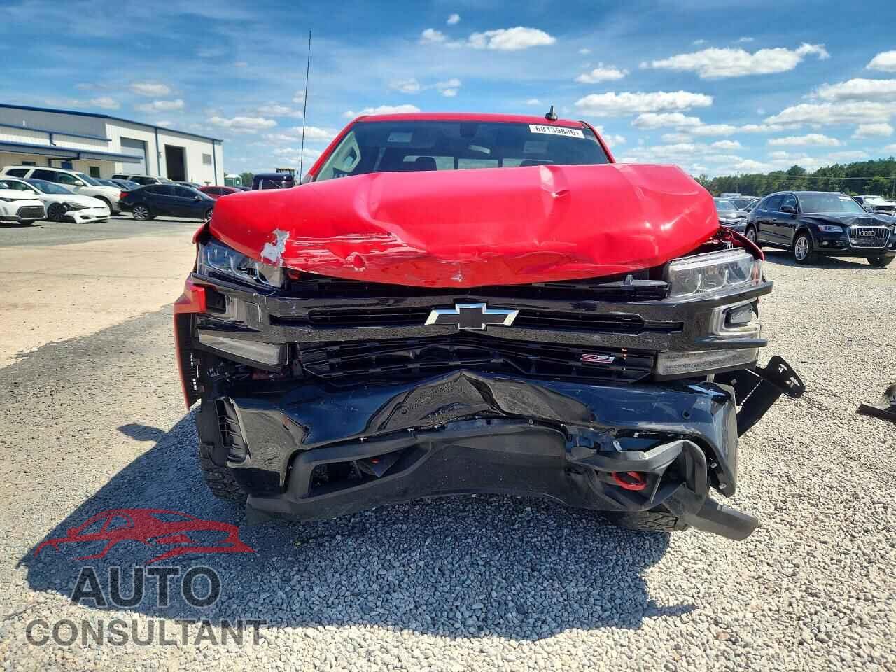 CHEVROLET SILVERADO 2020 - 1GCPYFED2LZ310656