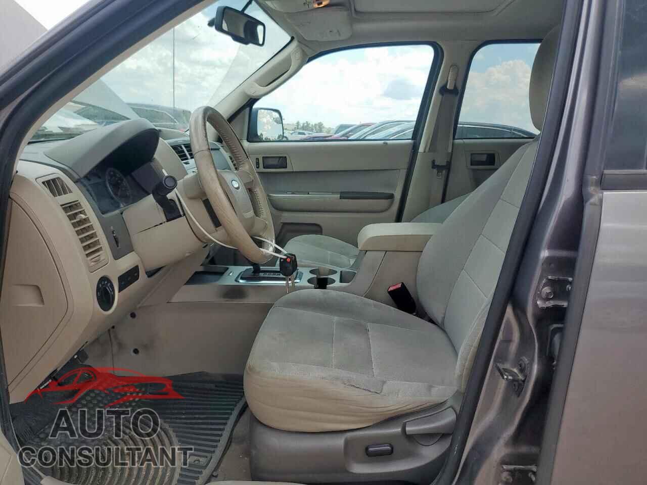 FORD ESCAPE 2011 - 1FMCU0D76BKA80920