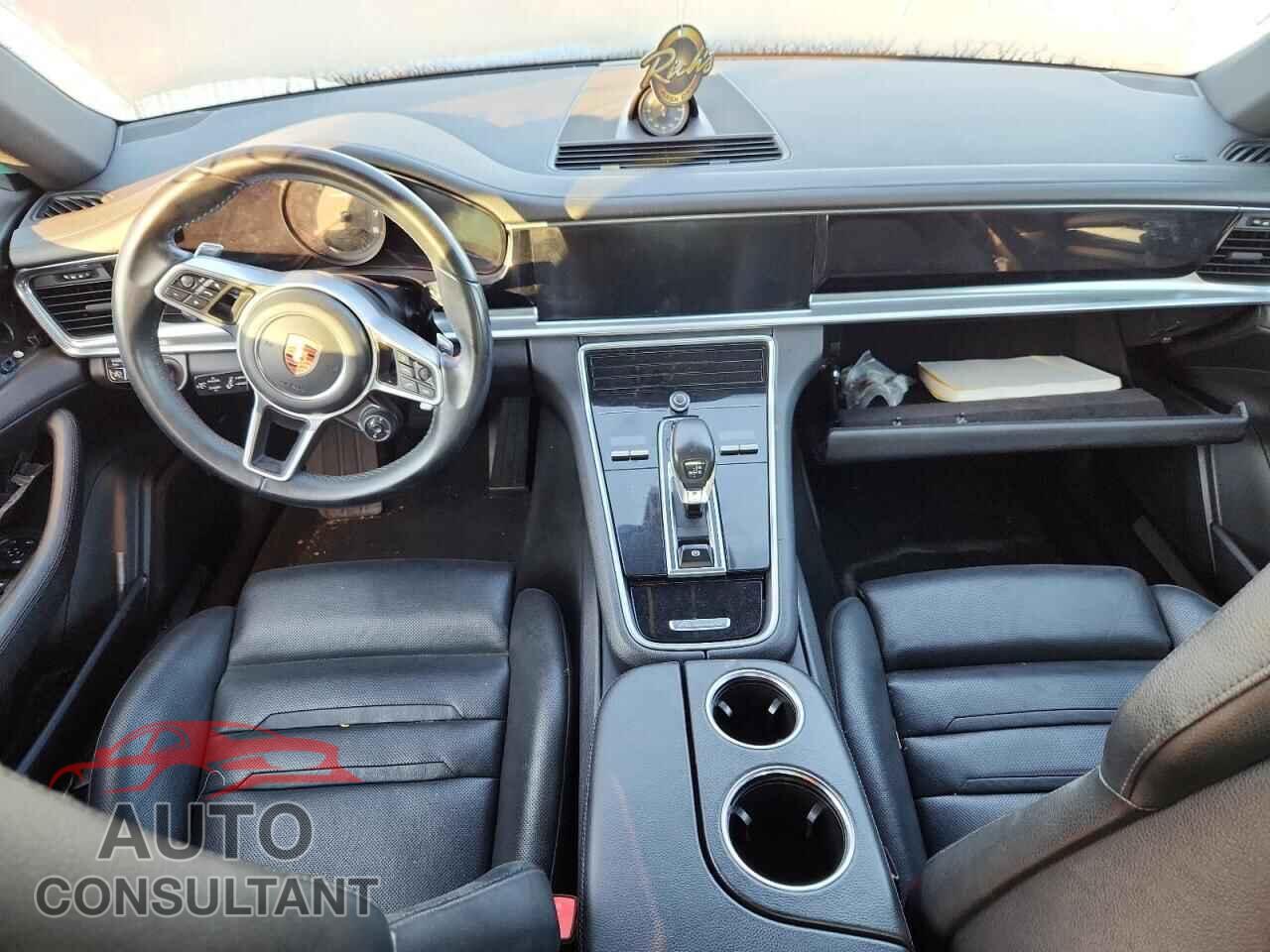 PORSCHE PANAMERA 2018 - WP0AA2A72JL101243