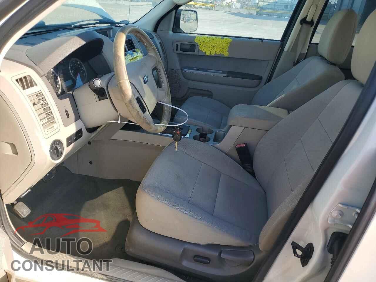 FORD ESCAPE 2011 - 1FMCU0D72BKC10238