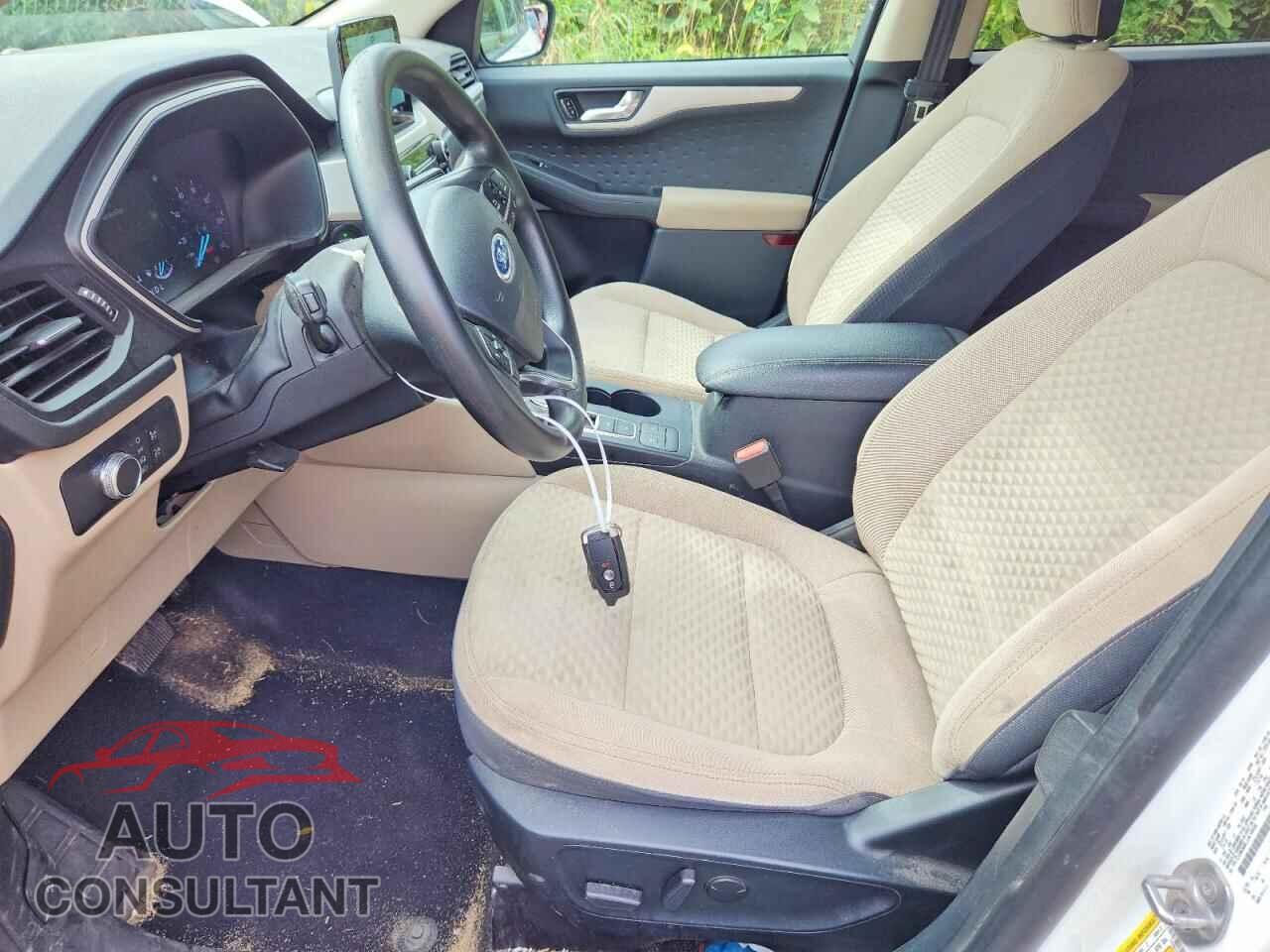 FORD ESCAPE 2020 - 1FMCU9G68LUA10039