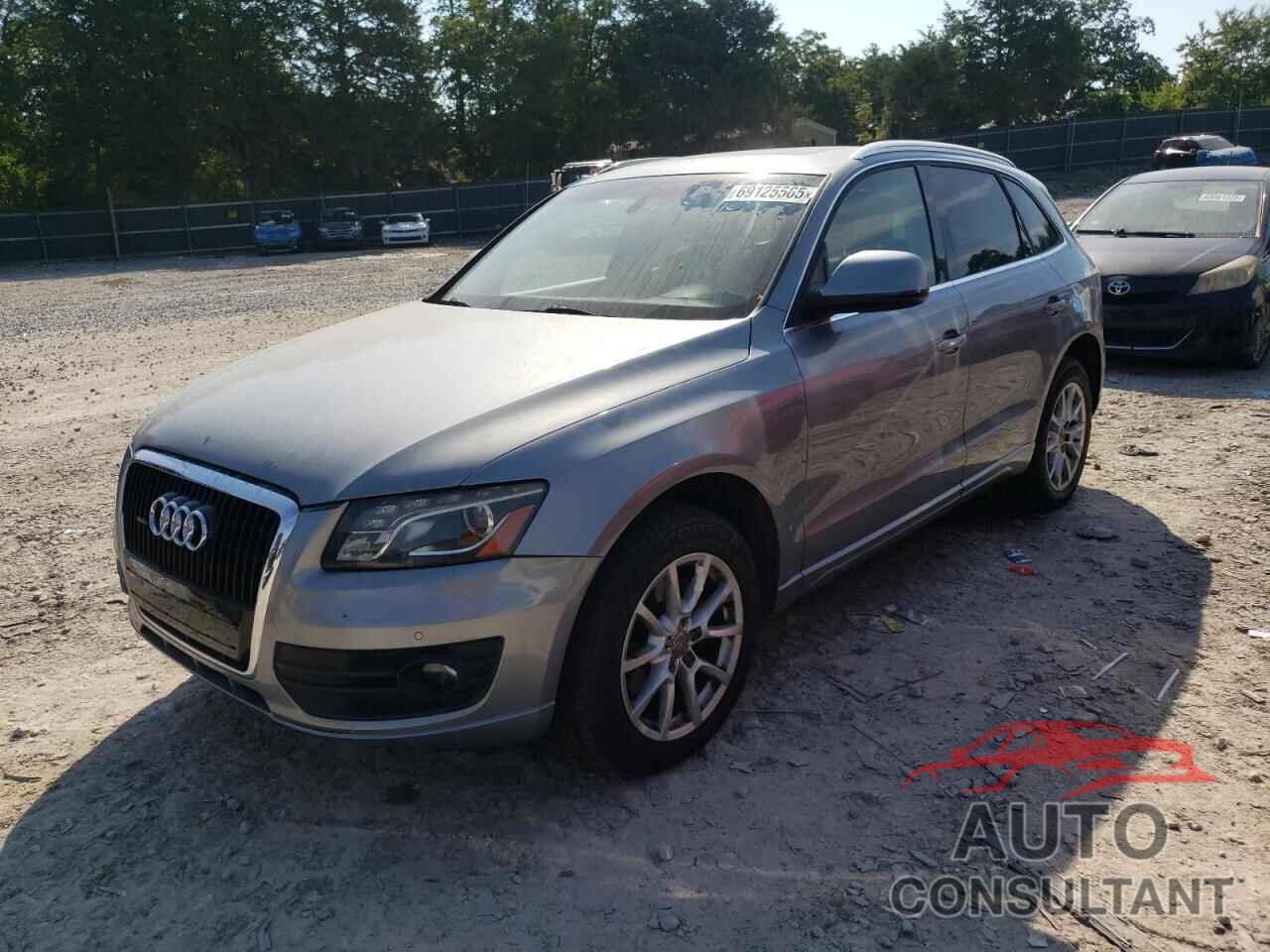 AUDI Q5 2010 - WA1LKAFP4AA060127