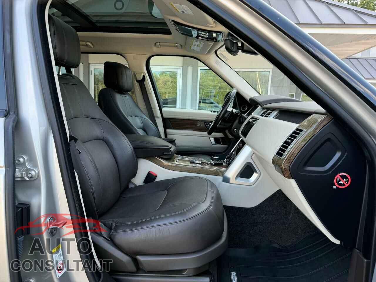 LAND ROVER RANGEROVER 2018 - SALGS2REXJA505213