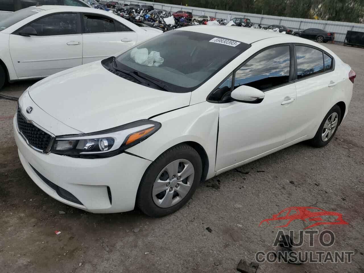 KIA FORTE 2018 - 3KPFK4A74JE190563