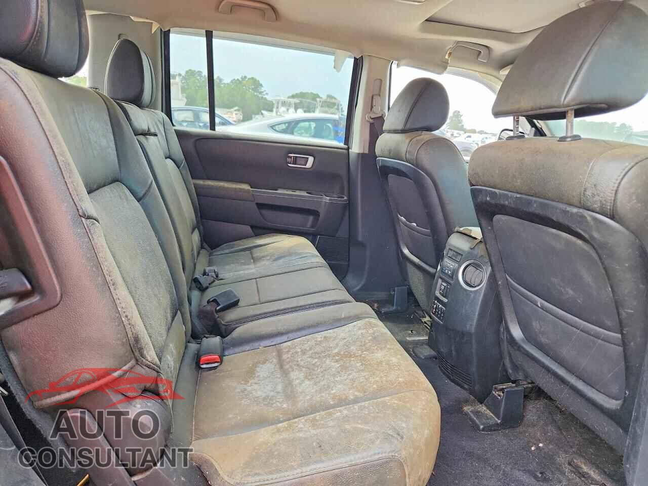 HONDA PILOT 2012 - 5FNYF3H60CB010254