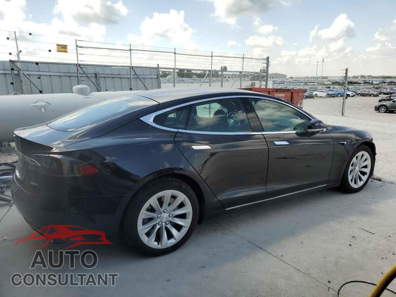 TESLA MODEL S 2017 - 5YJSA1E29HF231563
