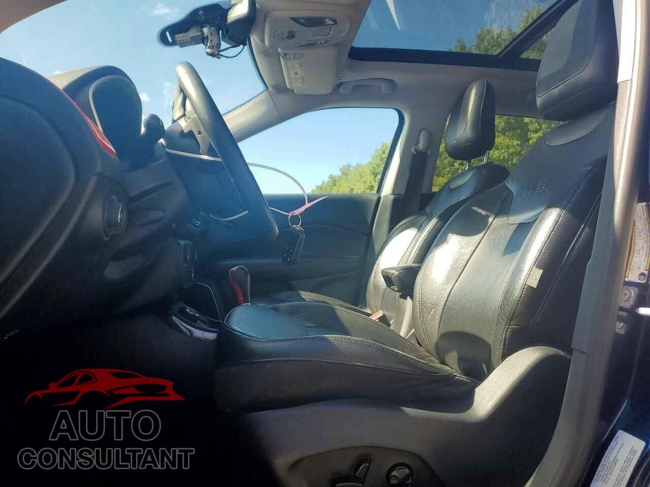JEEP COMPASS 2018 - 3C4NJDCB3JT131550