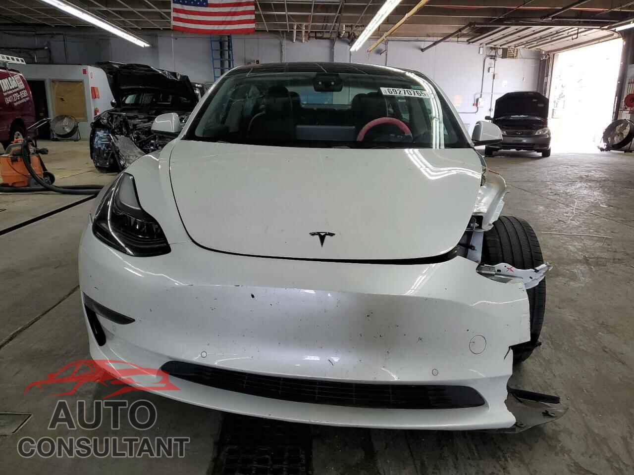 TESLA MODEL 3 2021 - 5YJ3E1EA2MF919785