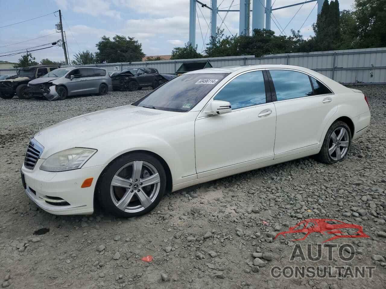 MERCEDES-BENZ S-CLASS 2011 - WDDNG8GB1BA365569