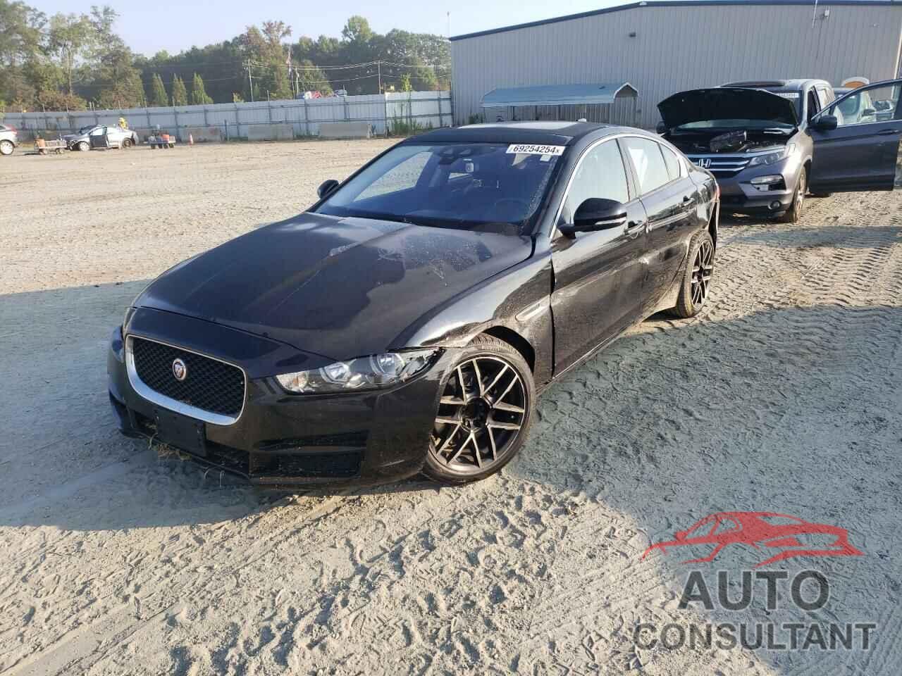 JAGUAR XE 2017 - SAJAR4BGXHA978136
