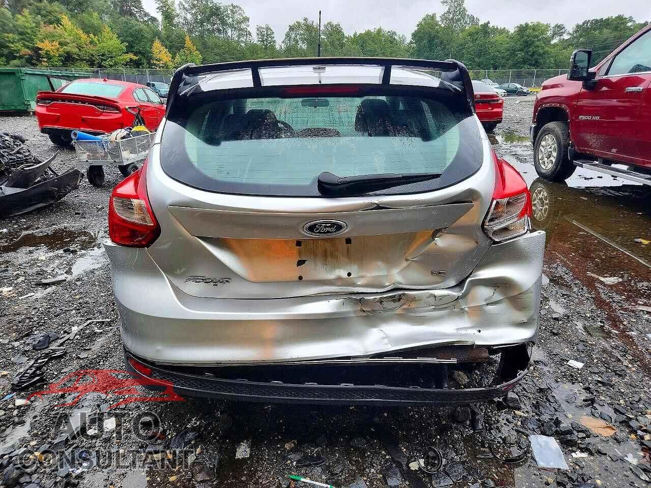FORD FOCUS 2014 - 1FADP3K2XEL189233