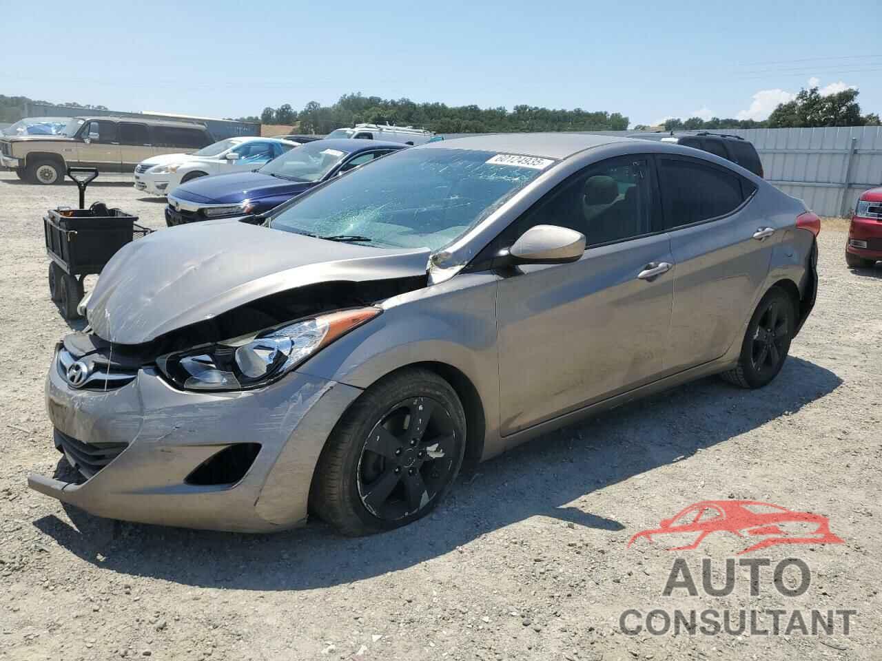 HYUNDAI ELANTRA 2013 - 5NPDH4AE4DH451758