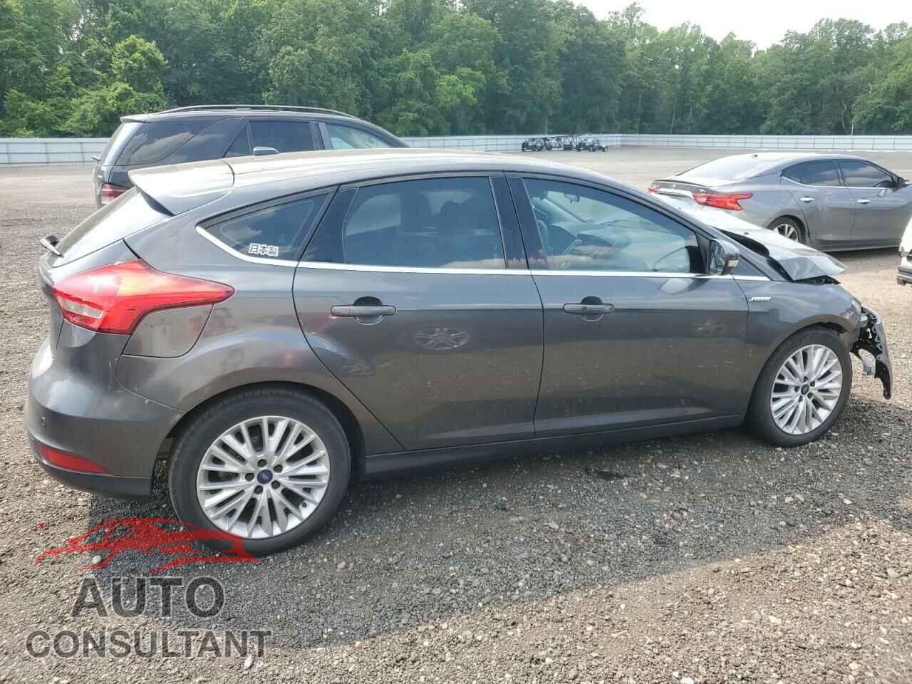 FORD FOCUS 2018 - 1FADP3N20JL271719