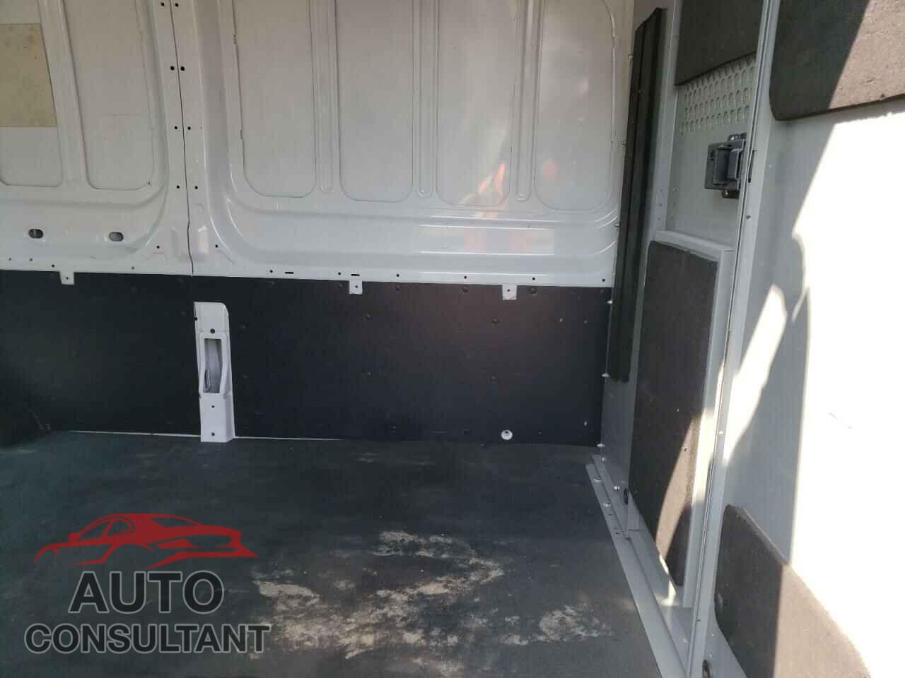 FORD TRANSIT 2016 - 1FTYR2CG3GKB38143