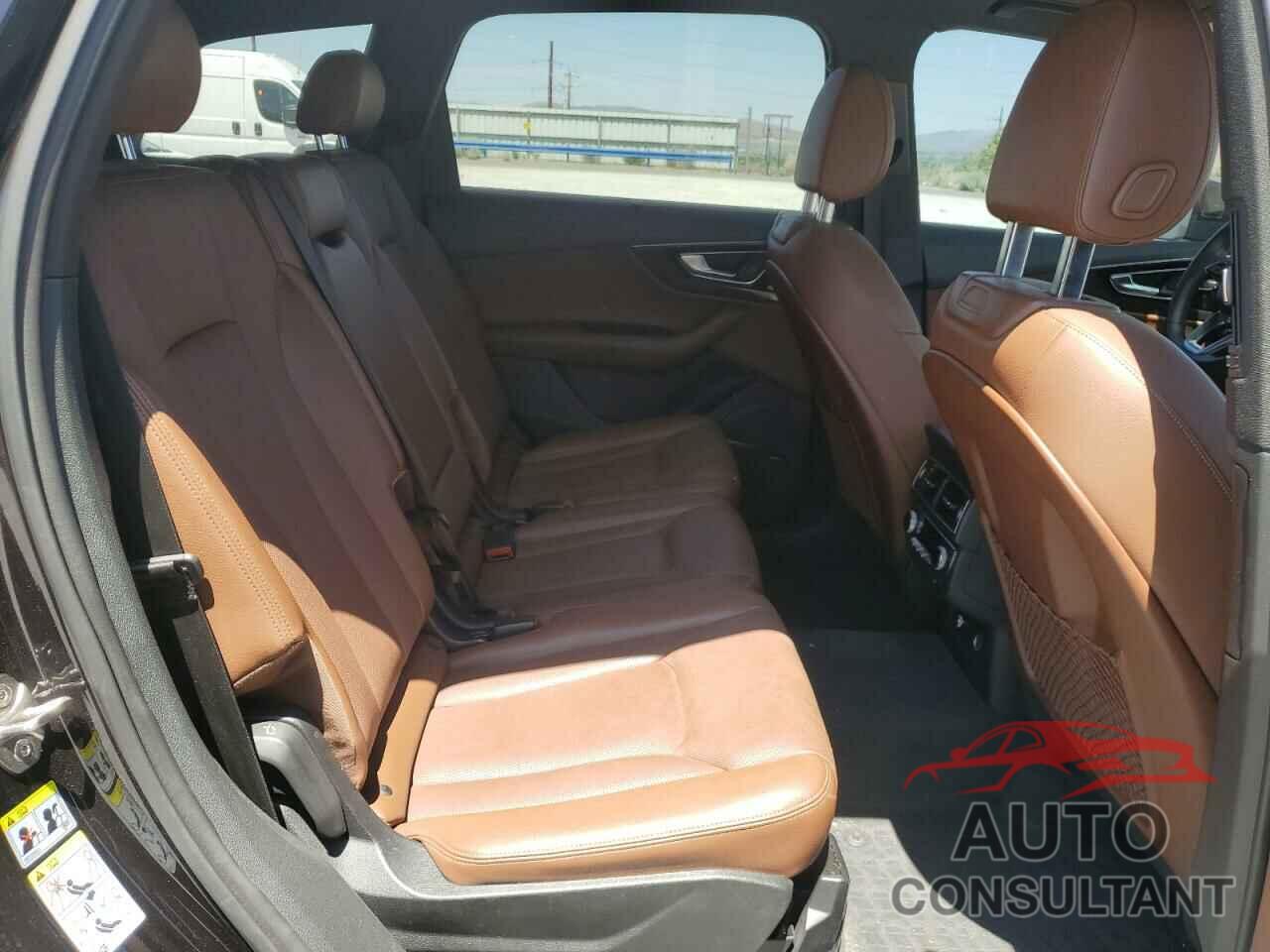 AUDI Q7 2018 - WA1VAAF77JD051304