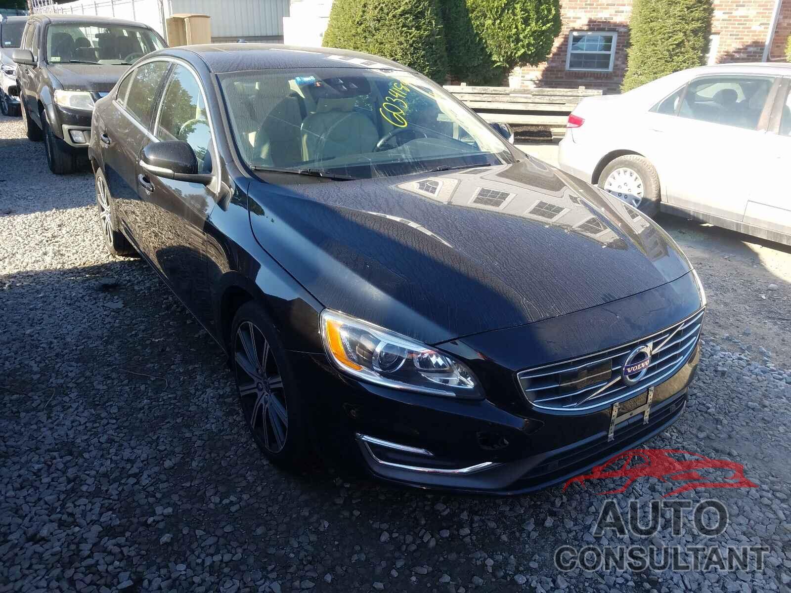 VOLVO S60 2016 - LYV612TM6GB099471