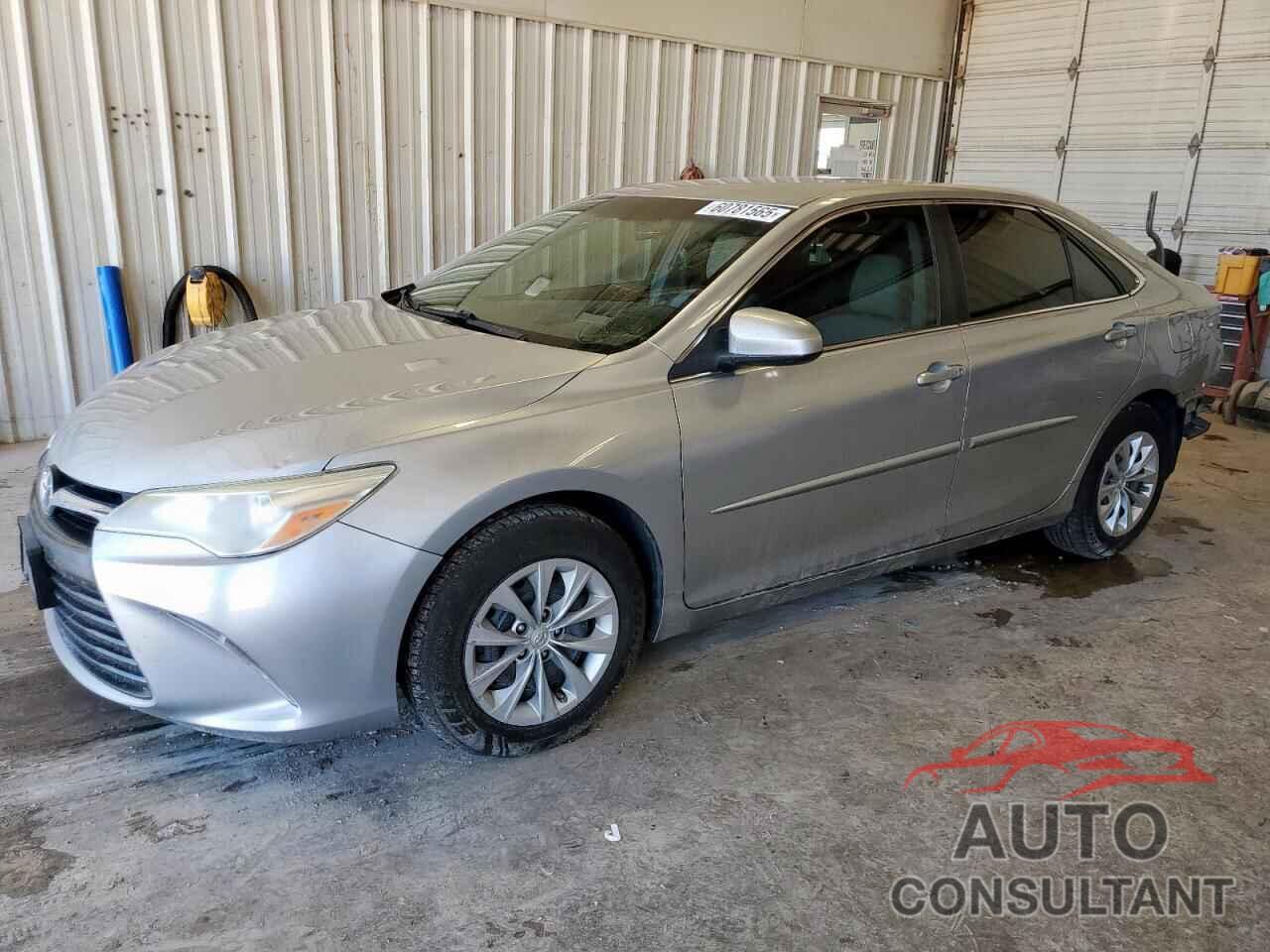 TOYOTA CAMRY 2015 - 4T4BF1FK9FR452456