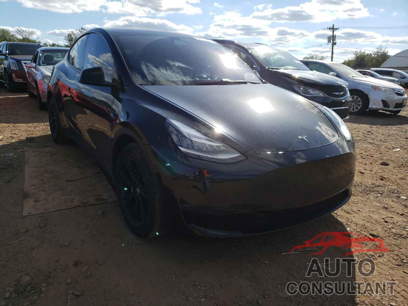 TESLA MODEL Y 2020 - 5YJYGDEE0LF045147
