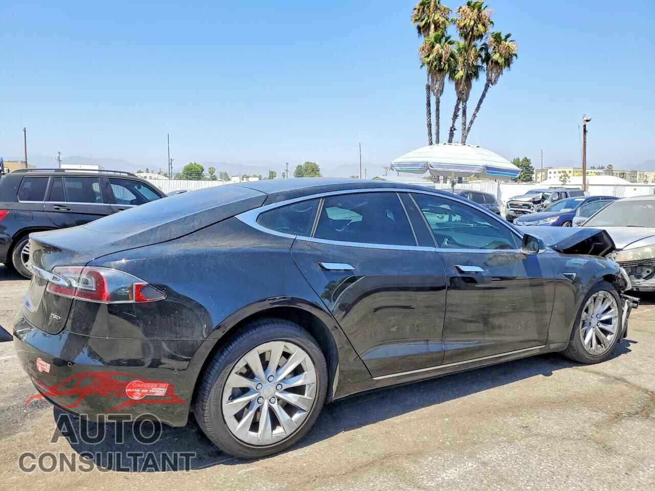 TESLA MODEL S 2018 - 5YJSA1E28JF239840