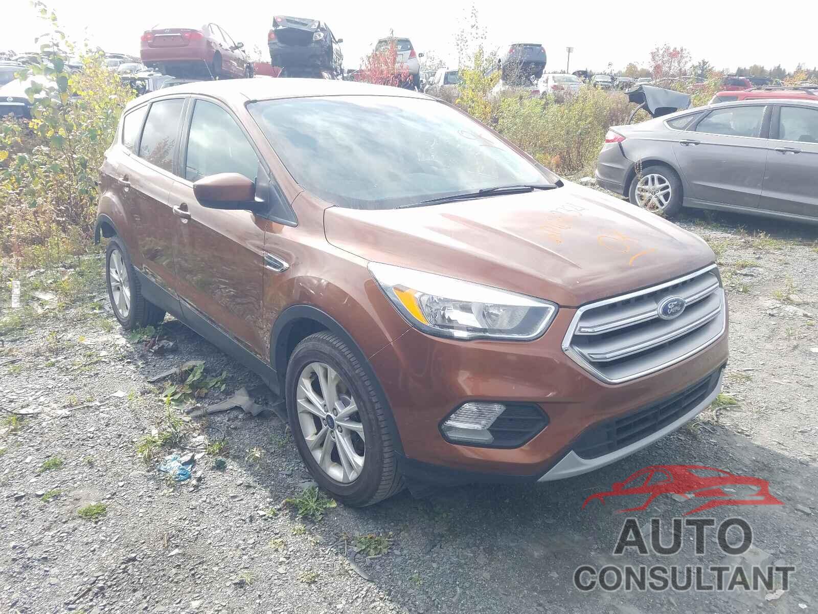 FORD ESCAPE 2017 - 1FMCU0GD9HUA66251
