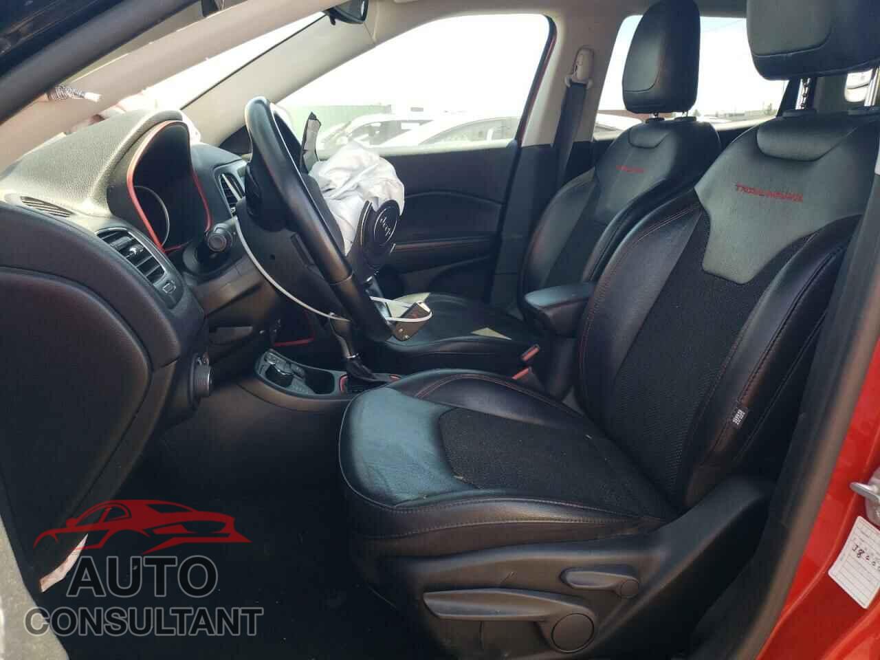 JEEP COMPASS 2020 - 3C4NJDDB5LT177690