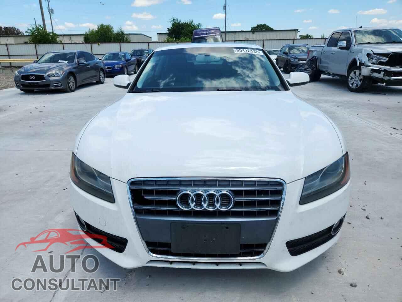 AUDI A5 2012 - WAULFAFR3CA004577