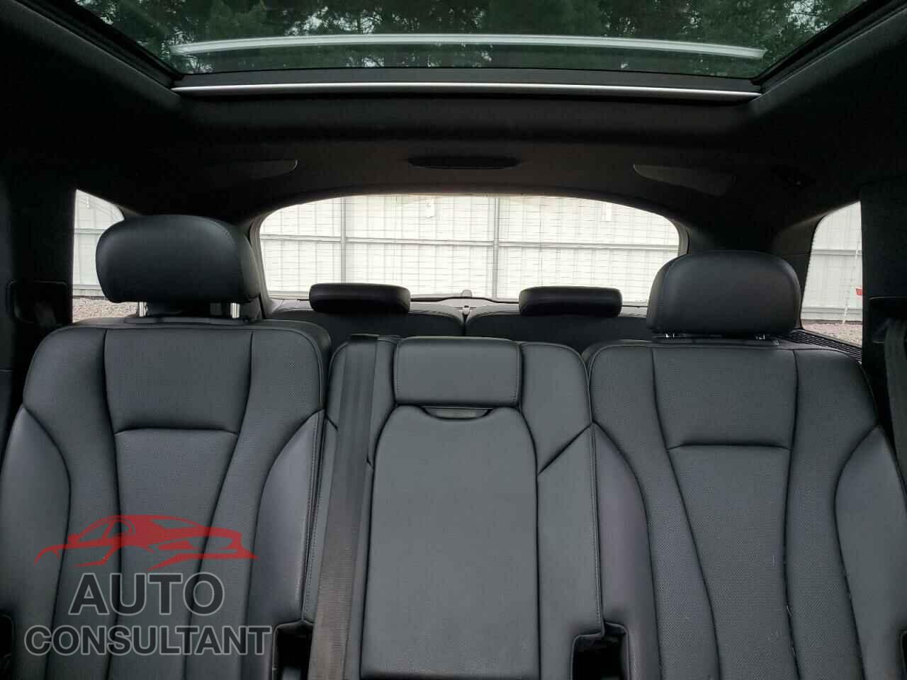 AUDI Q7 2017 - WA1VAAF77HD054357