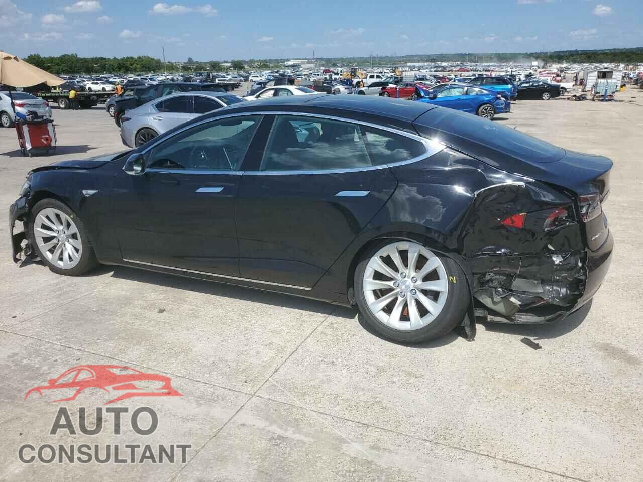 TESLA MODEL S 2016 - 5YJSA1E18GF152617