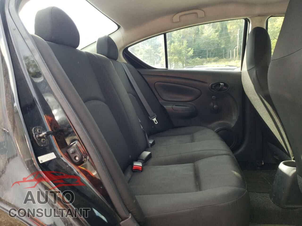 NISSAN VERSA 2017 - 3N1CN7AP3HL855134